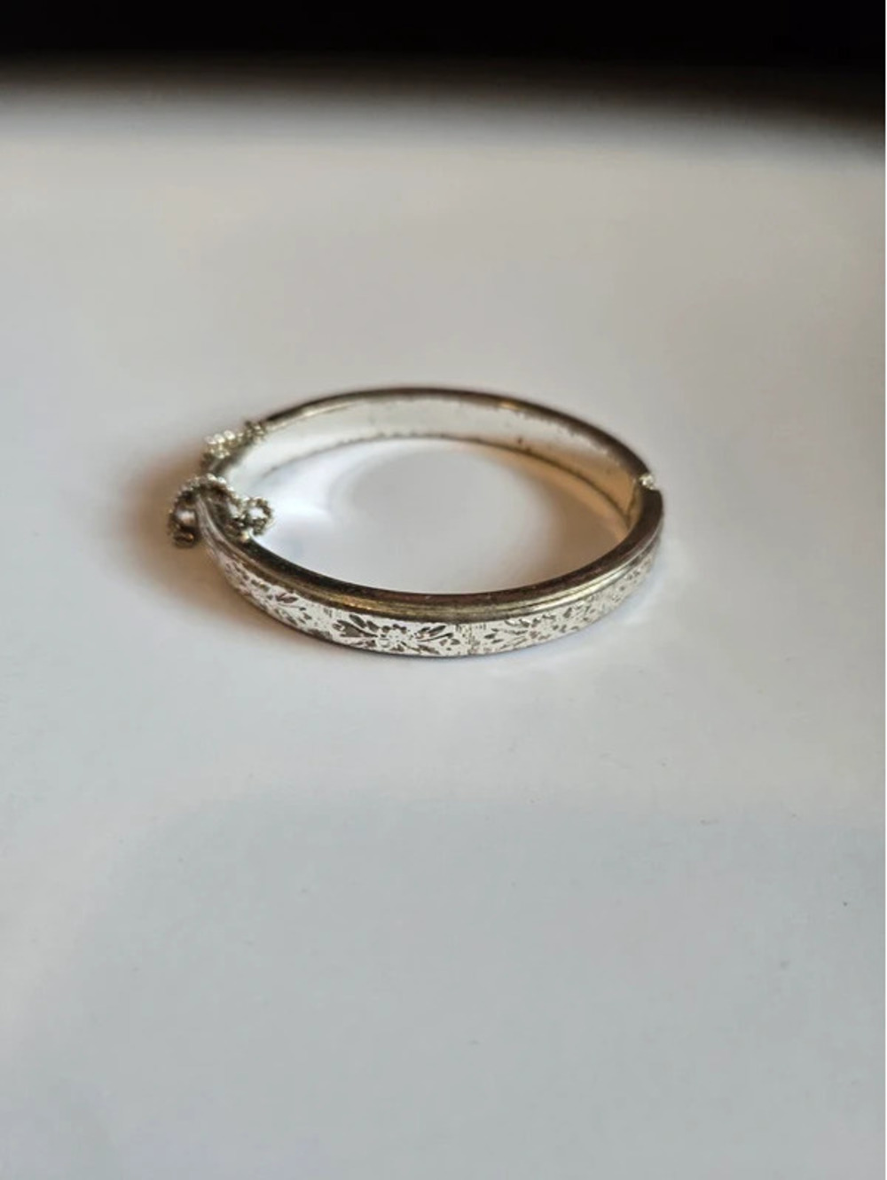 Vintage silver colored bracelet